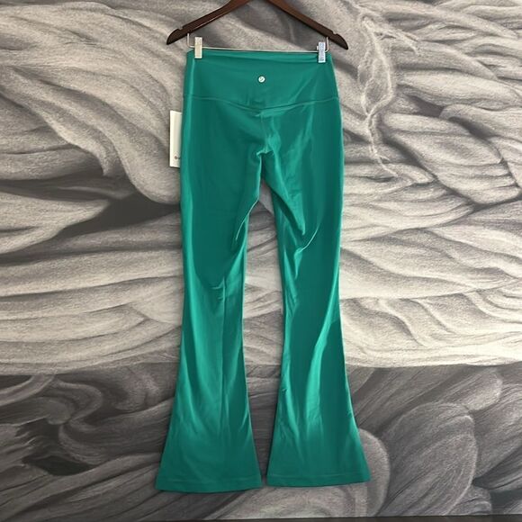 Lululemon Align High-Rise Mini-Flared Pant 32" Maldives Green size 10 NWT - Picture 3 of 7